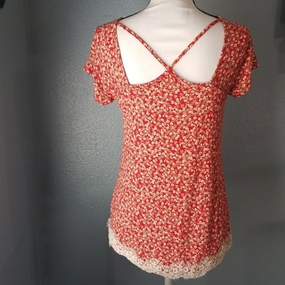 Floral Strap back blouse - Picture 6 of 8